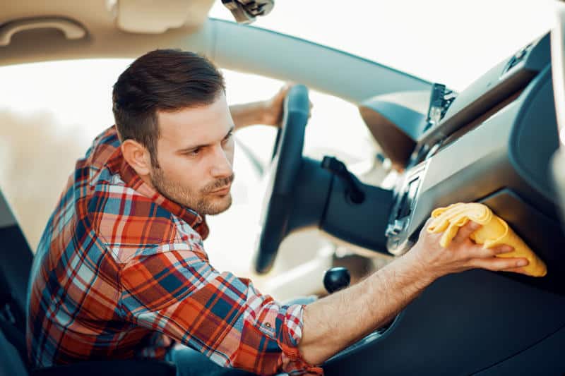 A Way To Make Car Dashboard Purifier And Polish Spray